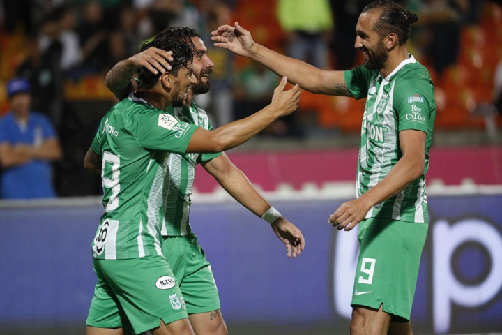 Por primera vez en la era Juan Carlos Osorio, Hernán Barcos y Patricio Cucchi jugaron juntos en la delantera verde. FOTO EL COLOMBIANO.