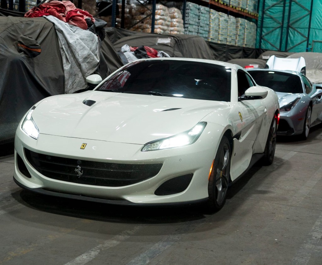 Este es el Ferrari Portofino blanco, modelo 2019, que también será subastado. Foto cortesía de la SAE.